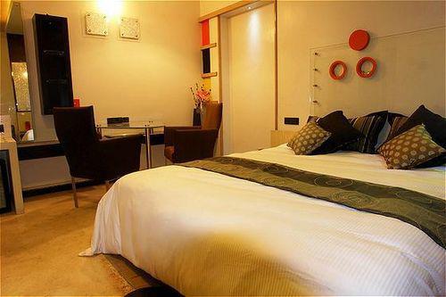 Solitaire Suites บังกาลอร์ ภายนอก รูปภาพ